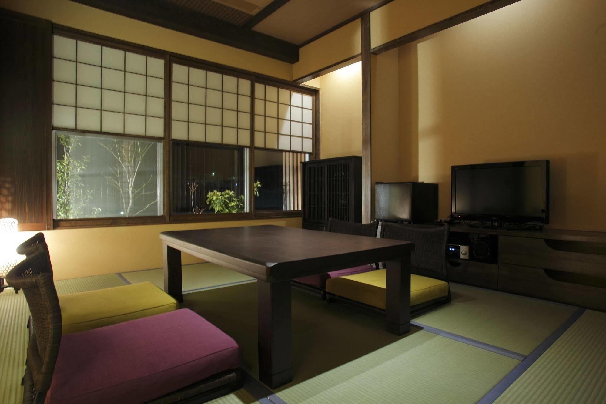 Hotel Shibu Onsen Sakaeya à Yamanouchi  Extérieur photo